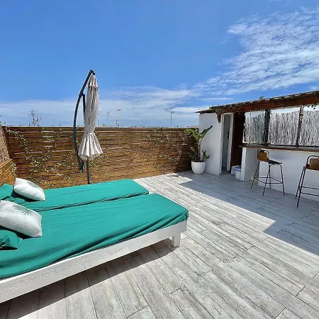 Hotel Eleven *